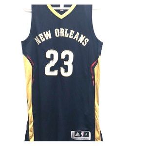 Autographed New Orléans Pelicans Jersey